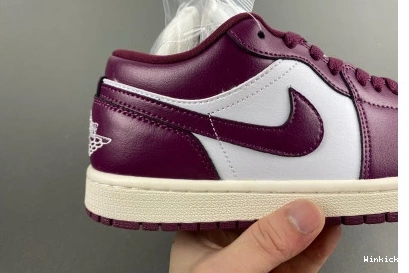1 Low Jordan DC0774-161 0820